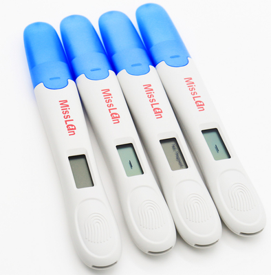 Résultat rapide de Kit With First Response Early d'essai de grossesse claire de Digital