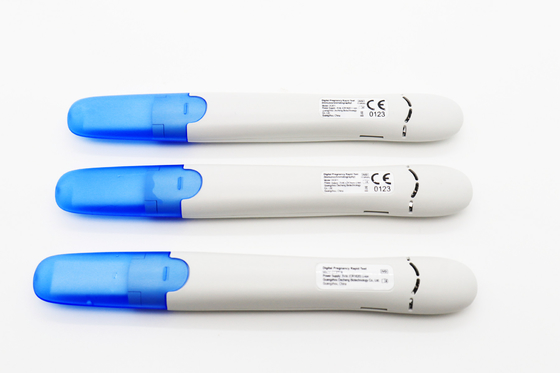 Un kit de test de grossesse numérique rapide avec des résultats clairs en 3 minutes